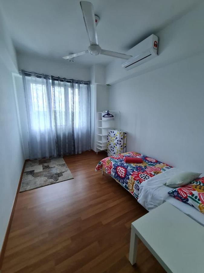 Homestay @ Bandar Seri Putra 加影 外观 照片